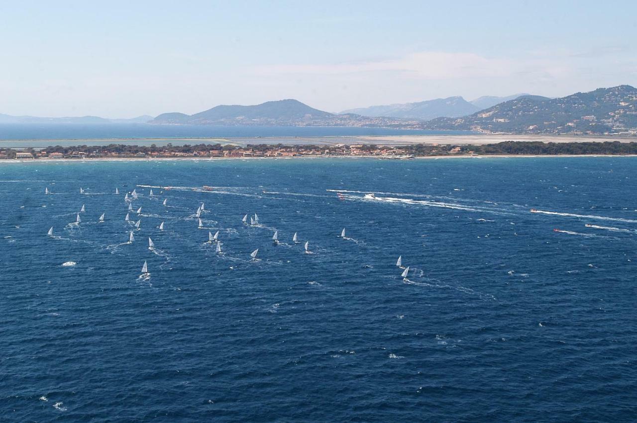 L'oustau De Hyeres-vue Sur Les Iles Appartement *